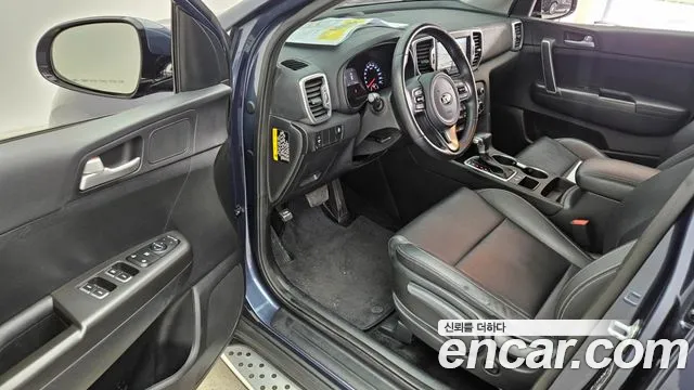 Kia Sportage 2018 — фото 10