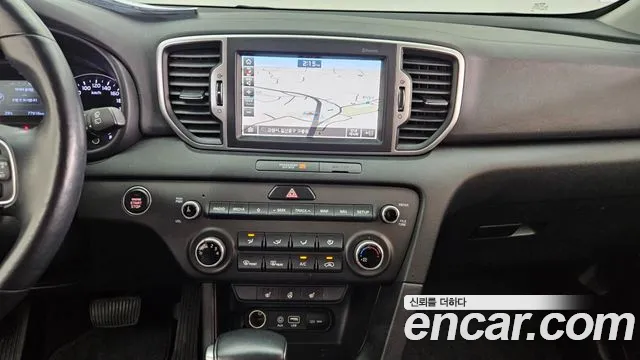 Kia Sportage 2018 — фото 14
