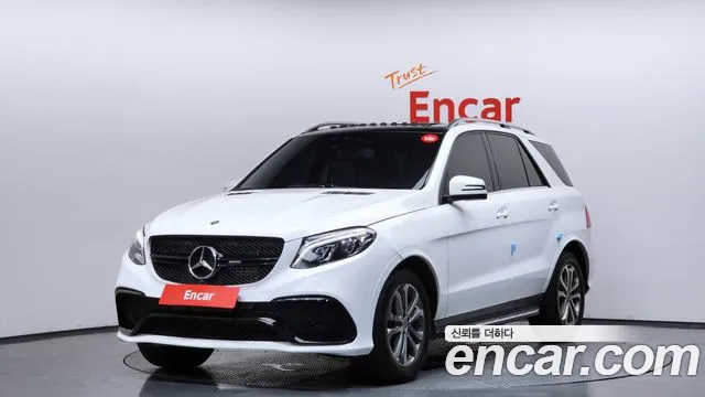 Mercedes-Benz GLE-Class 2016 — фото 1