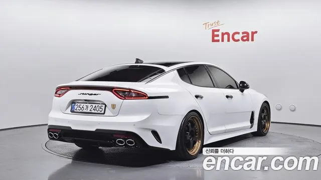 Kia Stinger 2018 — фото 2
