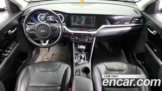 Kia Niro 2021 — фото 7