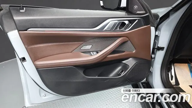 BMW i4 2024 — фото 13