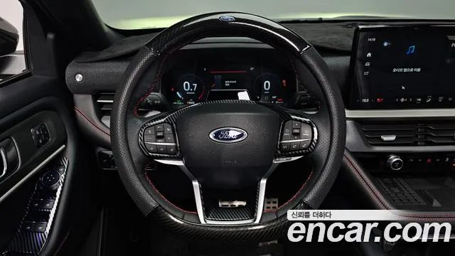 Ford Explorer 2025 — фото 18