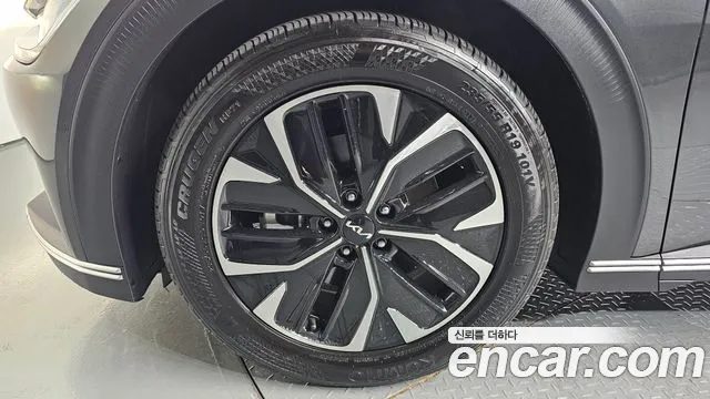 Kia EV6 2022 — фото 5