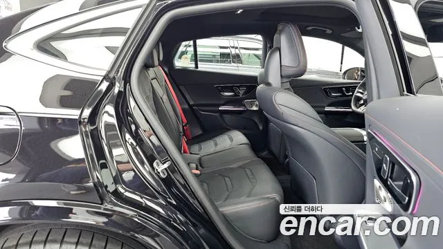 Mercedes-Benz GLC-Class 2025 — фото 18