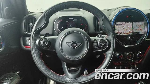 Mini Countryman 2021 — фото 10
