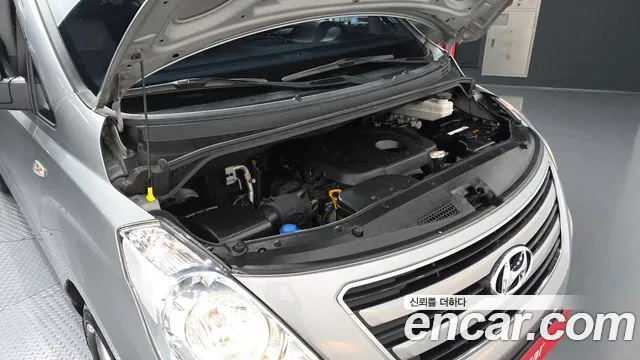 Hyundai Starex 2016 — фото 6