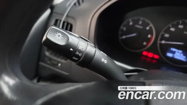 Hyundai Starex 2016 — фото 18