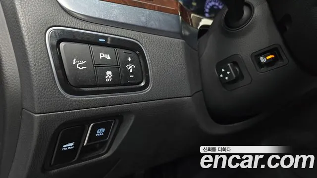 Hyundai Equus 2014 — фото 14