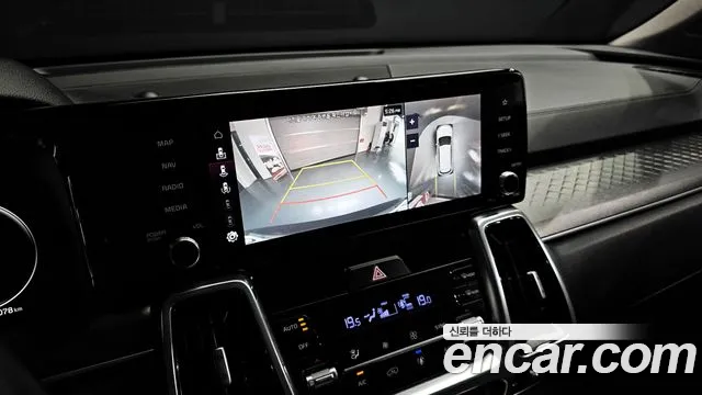 Kia Sorento 2021 — фото 17