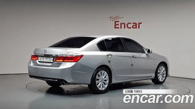 Honda Accord 2015 — фото 2