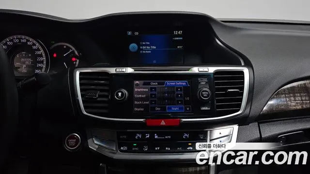 Honda Accord 2015 — фото 13
