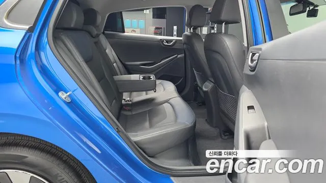 Hyundai Ioniq 2016 — фото 11