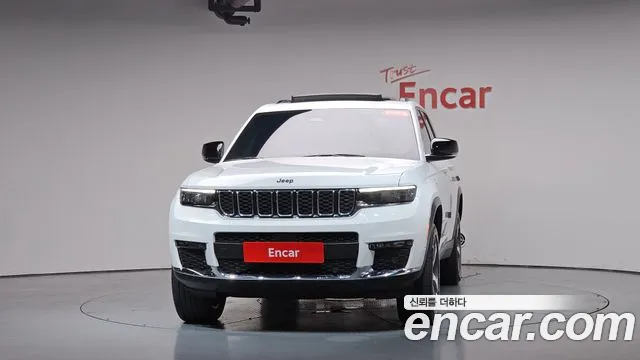 Jeep Cherokee 2023 — фото 2
