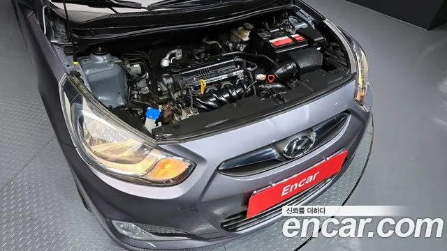 Hyundai Accent 2014 — фото 6