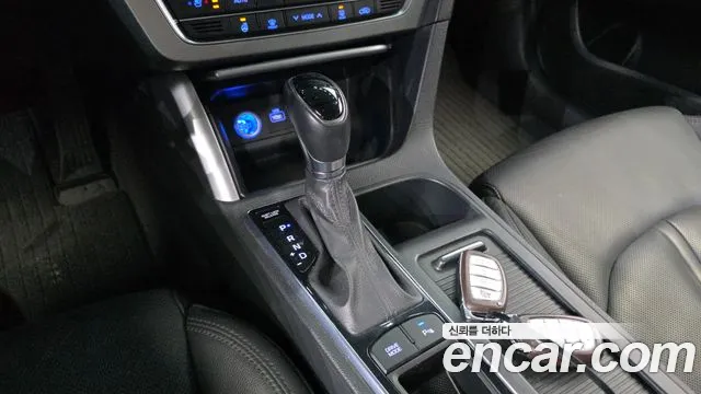 Hyundai Sonata 2015 — фото 12