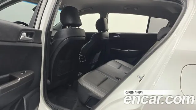 Kia Sportage 2019 — фото 11