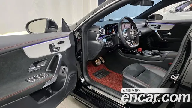 Mercedes-Benz CLA-Class 2023 — фото 13