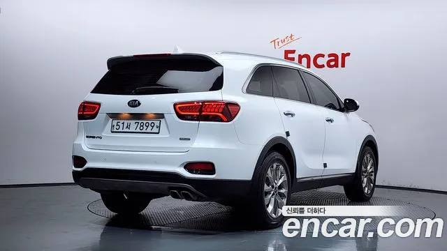 Kia Sorento 2019 — фото 2