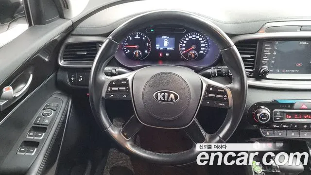 Kia Sorento 2019 — фото 19