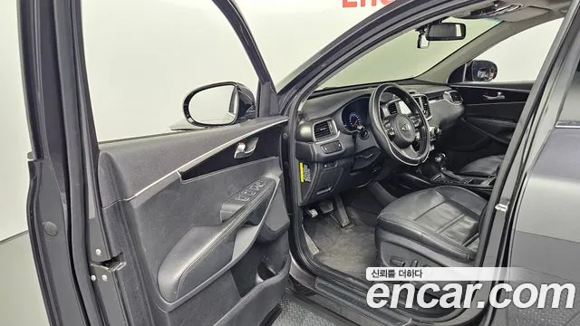 Kia Sorento 2015 — фото 10