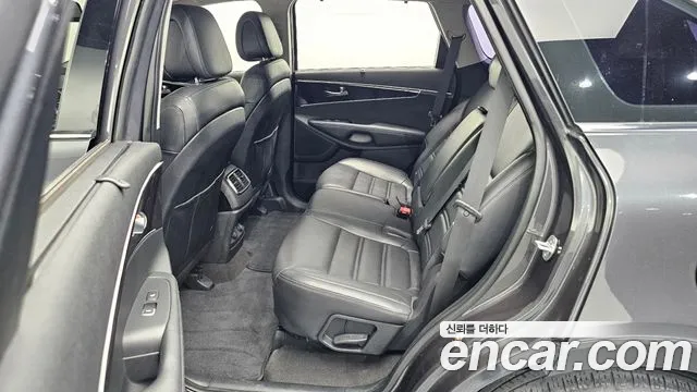 Kia Sorento 2015 — фото 11