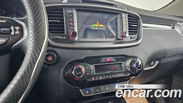 Kia Sorento 2015 — фото 12