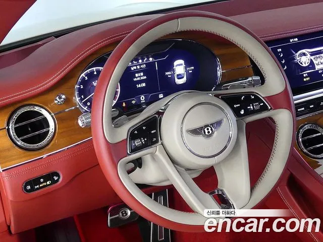 Bentley Continental 2020 — фото 10
