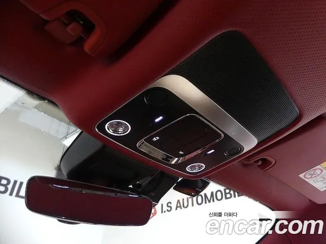 Bentley Continental 2020 — фото 17