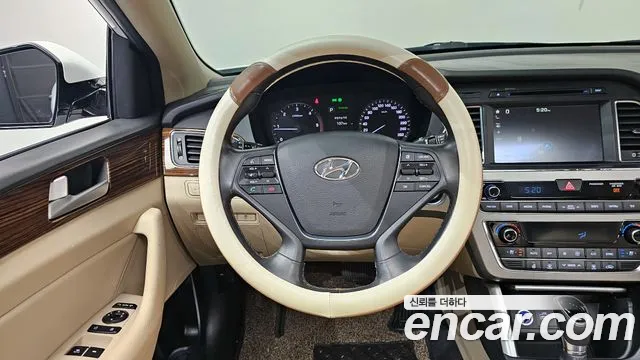 Hyundai Sonata 2016 — фото 18