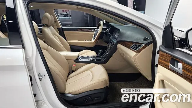 Hyundai Sonata 2016 — фото 16