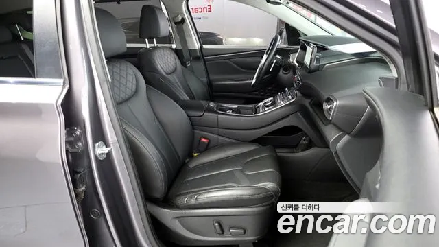 Hyundai Santafe 2023 — фото 16