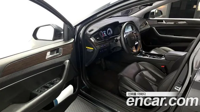 Hyundai Sonata 2018 — фото 10