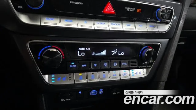 Hyundai Sonata 2018 — фото 16