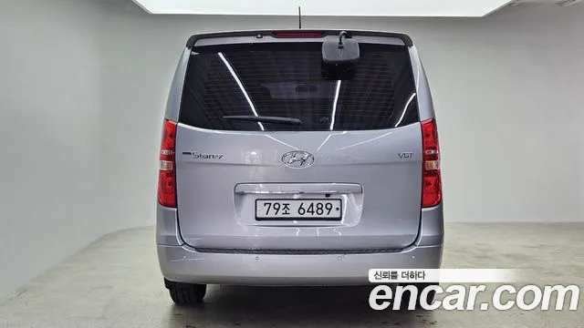 Hyundai Starex 2017 — фото 4