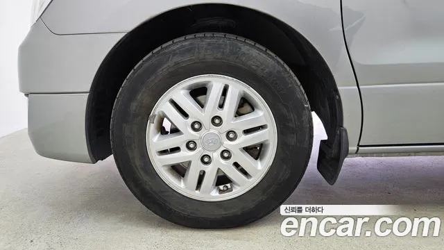 Hyundai Starex 2017 — фото 5