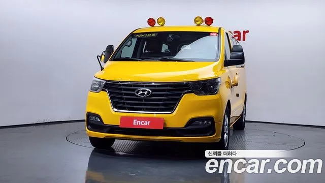 Hyundai Starex 2019 — фото 3