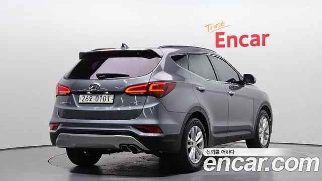 Hyundai Santafe 2016 — фото 2
