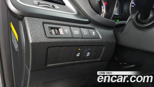 Hyundai Santafe 2016 — фото 16