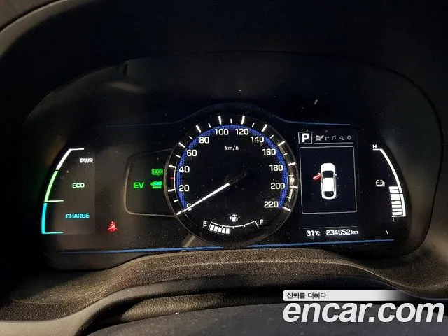 Hyundai Ioniq 2017 — фото 16