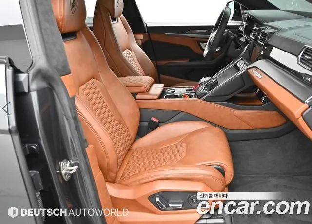 Lamborghini Urus 2019 — фото 10