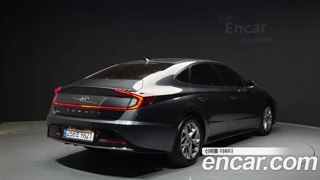 Hyundai Sonata 2022 — фото 2
