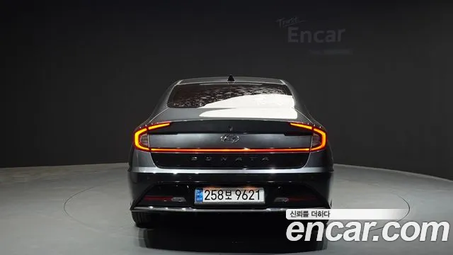 Hyundai Sonata 2022 — фото 4