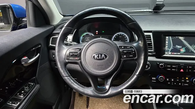 Kia Niro 2018 — фото 14