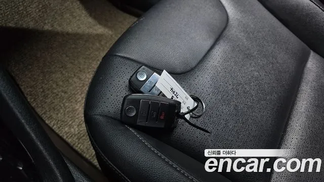 Kia Niro 2018 — фото 19