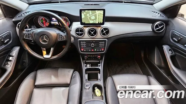 Mercedes-Benz GLA-Class 2016 — фото 7