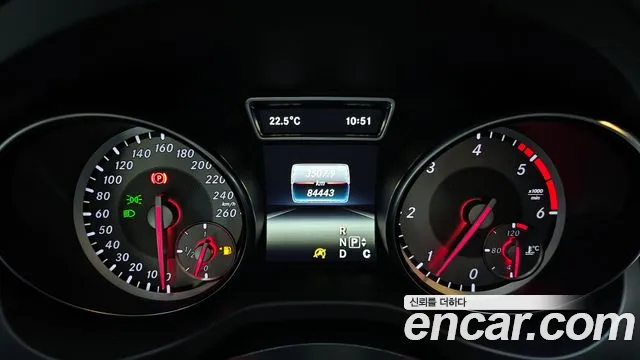 Mercedes-Benz GLA-Class 2016 — фото 8