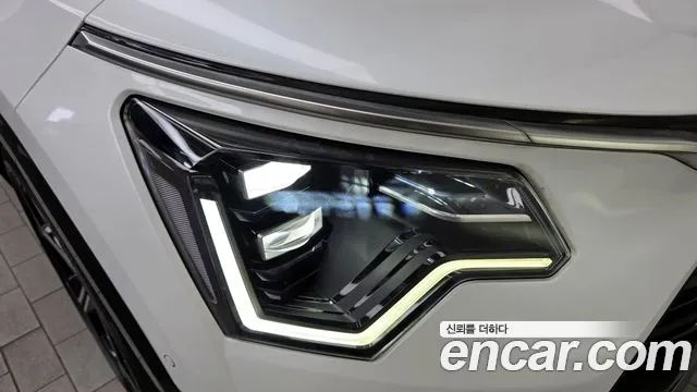 Kia Niro 2022 — фото 8