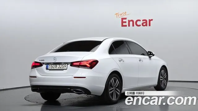 Mercedes-Benz A-Class 2021 — фото 2