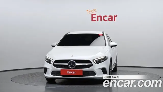 Mercedes-Benz A-Class 2021 — фото 3